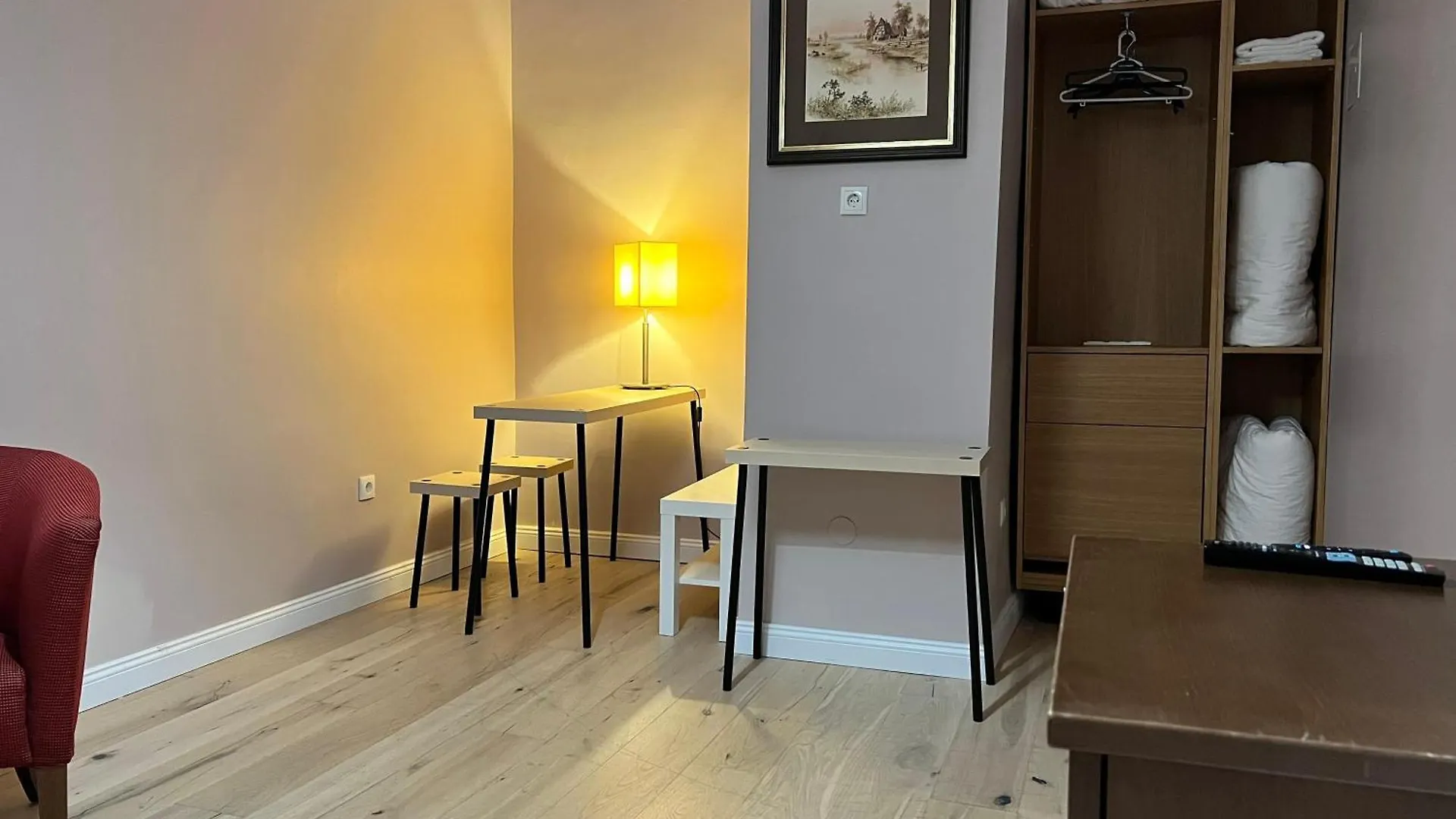 1 Aprt & 5 Stylish Hotel Rooms, Comfort & Convenience Combined Vienna Appartamento