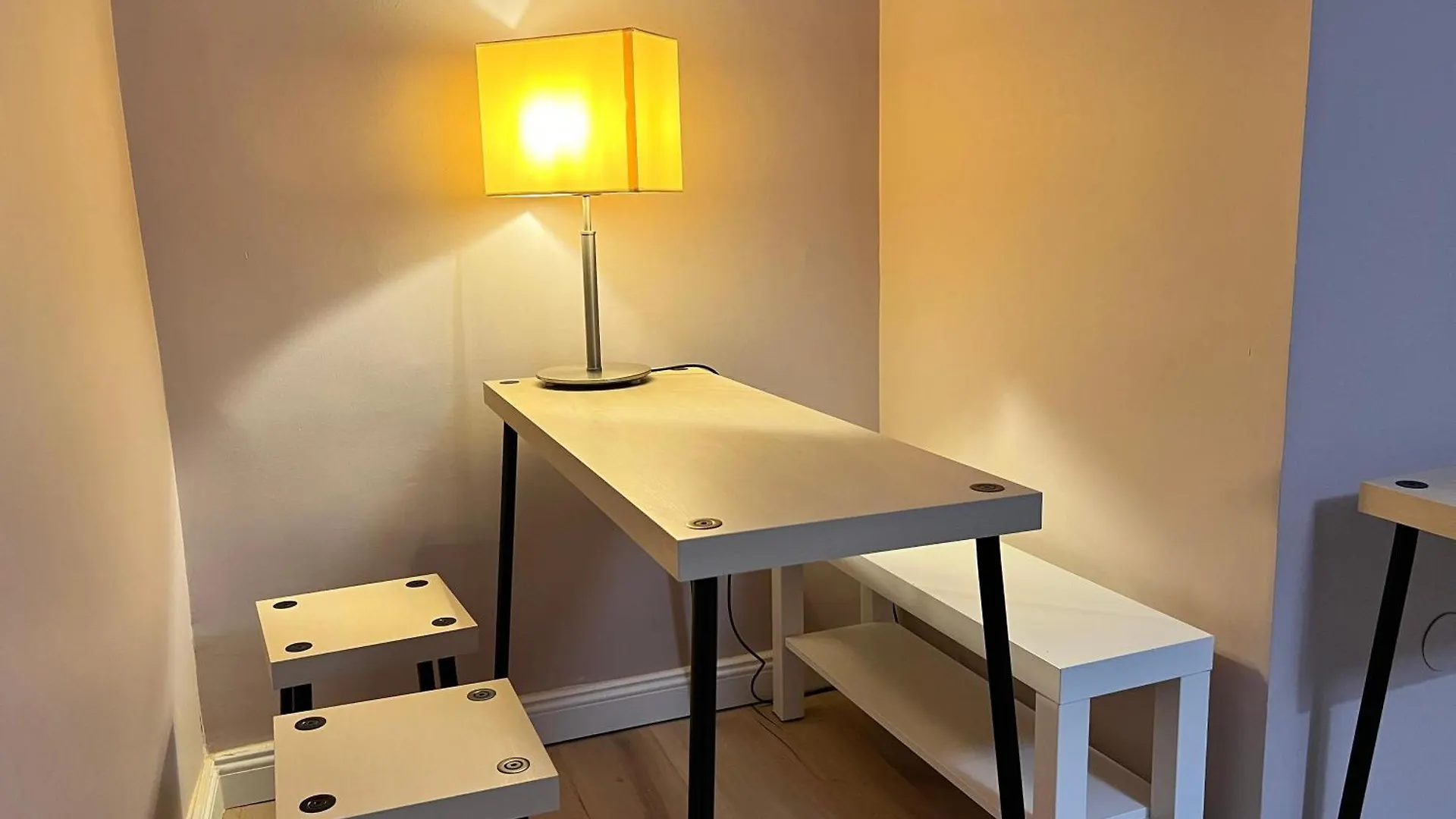 公寓 1 Aprt & 5 Stylish Hotel Rooms, Comfort & Convenience Combined 维也纳